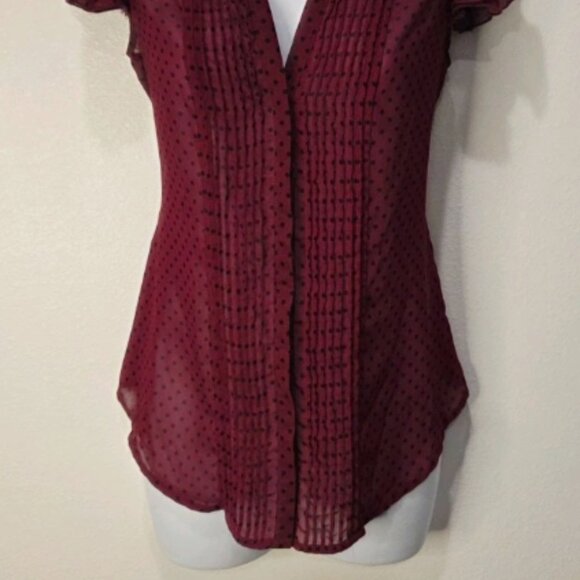 Covington Short Sleeve Button Up Sheer Ruffled Cap Sleeve Polka Dot Top- Size S - Picture 2 of 6